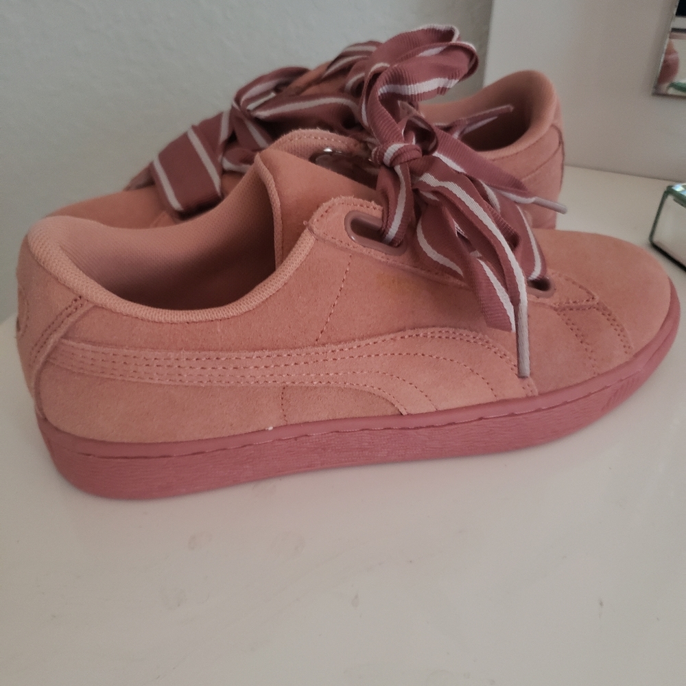 πPuma Suede Fashion Tennis Shoesπ - Picture 6 of 9